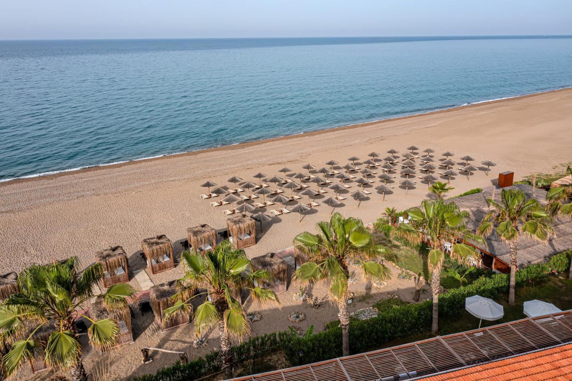 Adora Calma Beach Hotel Adults Only Kızılot Eksteriør billede