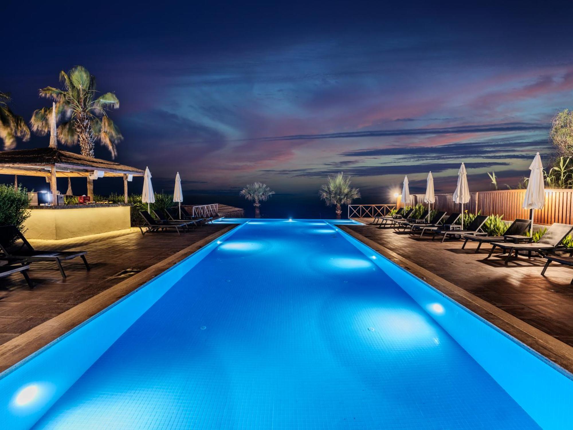 Adora Calma Beach Hotel Adults Only Kızılot Eksteriør billede