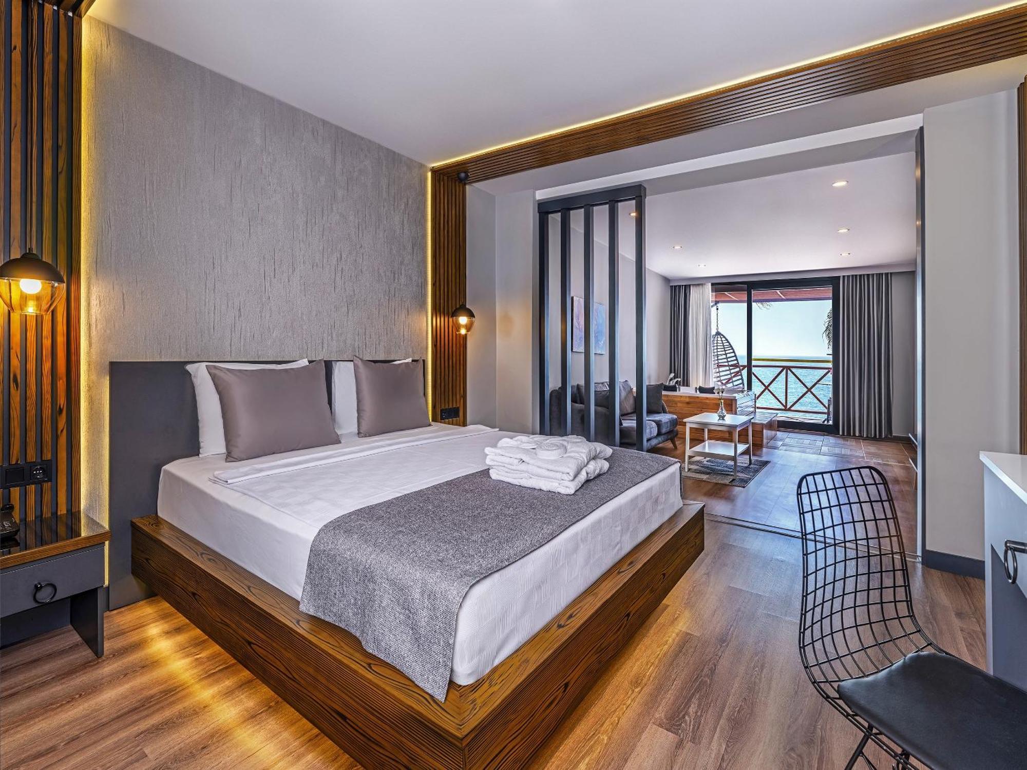 Adora Calma Beach Hotel Adults Only Kızılot Eksteriør billede